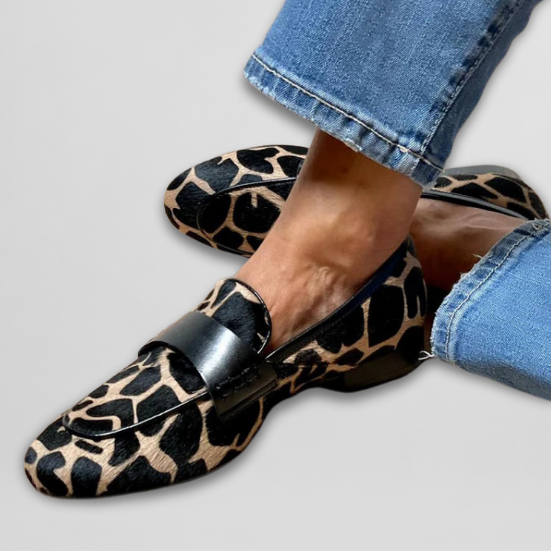 Mira™ - Moderna, eleganta loafers med leopardmönster